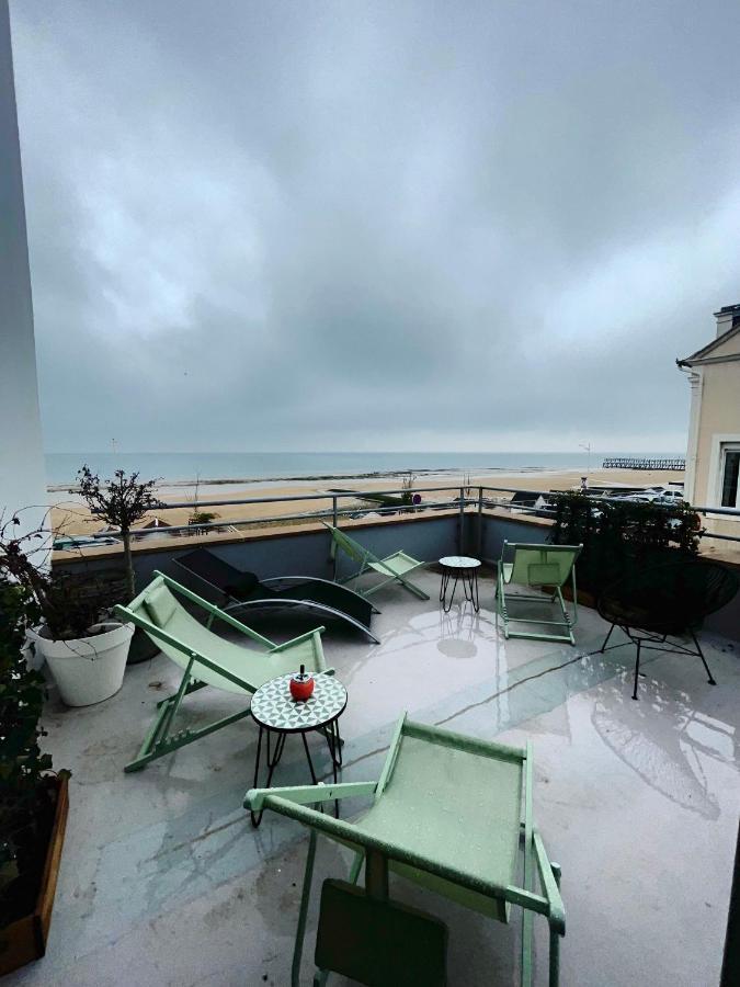 Beau Rivage Hotel-Restaurant Luc-sur-Mer Exterior photo